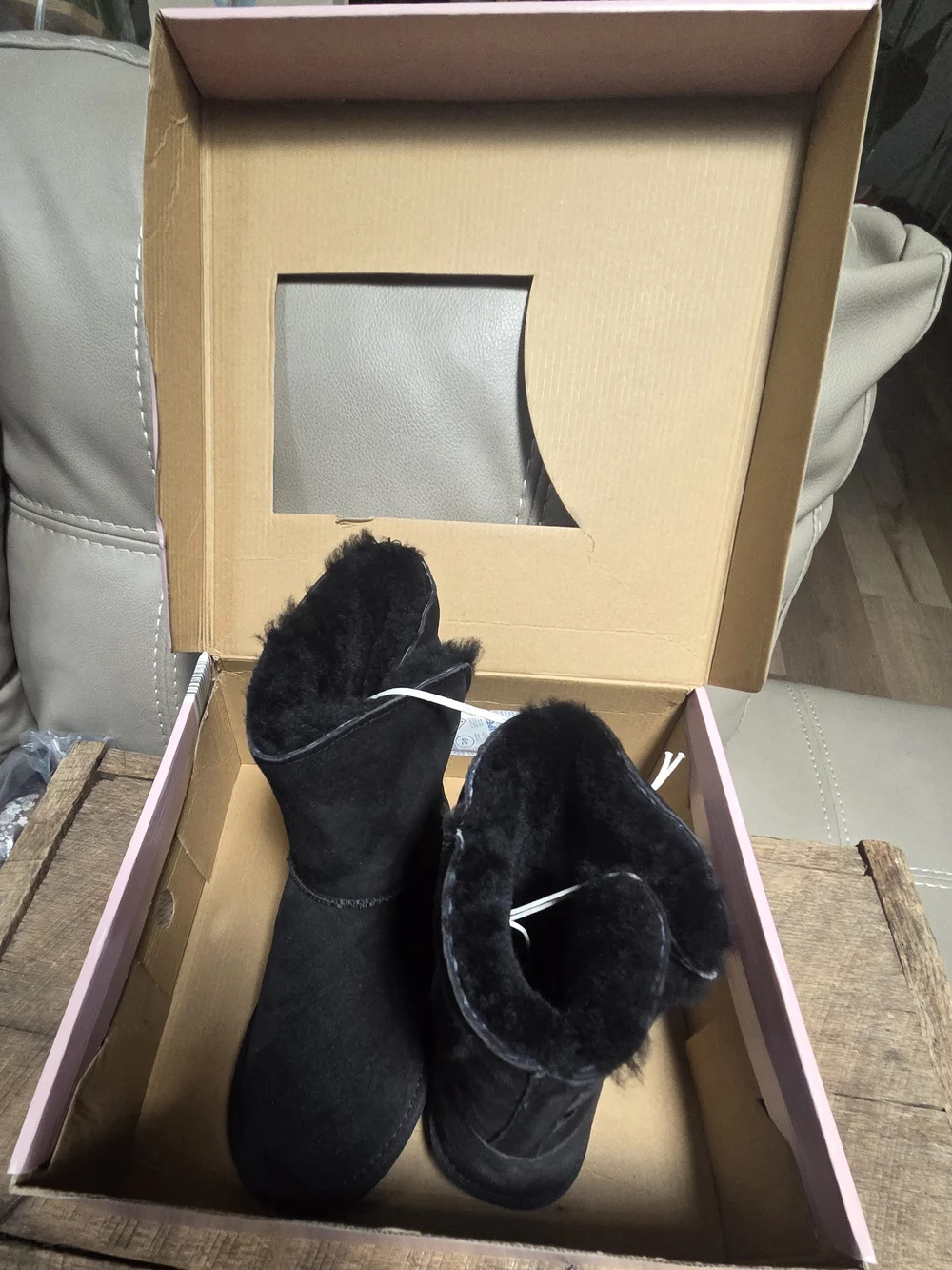 NIB Serra Black Suede Fur-Trim Winter Boots Sz 7 ~ Bin TT
